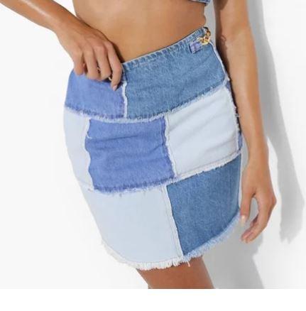 Patchwork denim mini skirt with chain